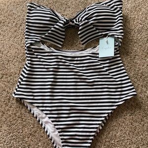 NWT Cupshe One Piece